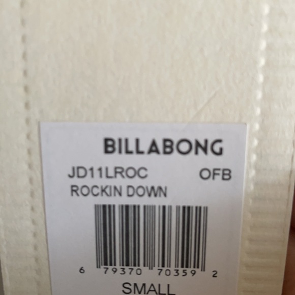 Women’s Billabong Dress - Picture 5 of 5